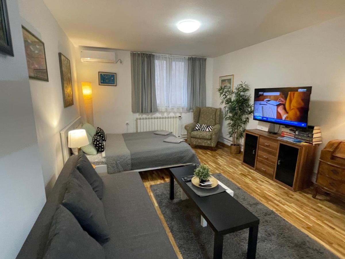Ferienwohnung Axis Mundi Belgrad Exterior foto